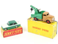 Lot 213 - DINKY TOYS (GB) (2)