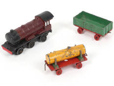 Lot 222 - DINKY TOYS (GB) (3)