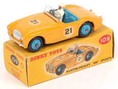 Lot 205 - DINKY TOYS (GB) (1)