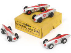 Lot 194 - DINKY TOYS (GB) (5)