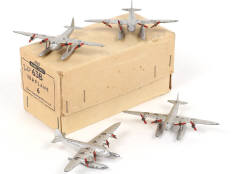Lot 192 - DINKY TOYS (GB) (5)