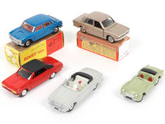 Lot 65 - DIVERS (5)