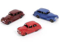 Lot 284 - DINKY TOYS (GB) (3)