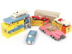 DINKY TOYS (GB) (5)