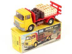 Lot 340 - DINKY TOYS (FRANCE) (1)