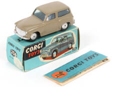 Lot 83 - CORGI TOYS (GB) (1)