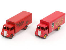 Lot 252 - DINKY TOYS (GB) (2)