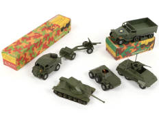 Lot 128 - POLITOYS (ITALIE) (5)