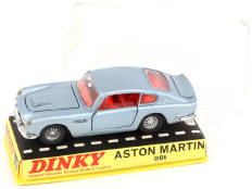Lot 245 - DINKY TOYS (GB) (1)